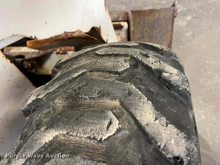 image for item ID9343 Bobcat 743  skid steer loader