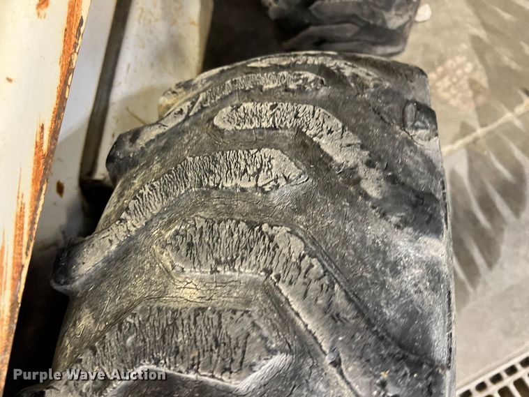 image for item ID9343 Bobcat 743  skid steer loader