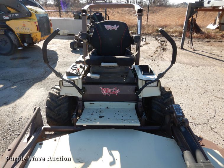 image for item IE9977 Grasshopper 932  ZTR lawn mower