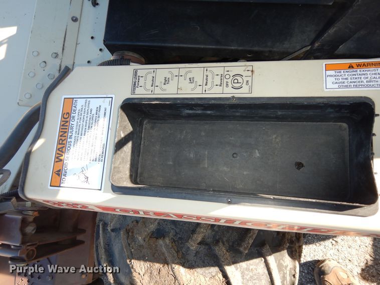 image for item IE9977 Grasshopper 932  ZTR lawn mower