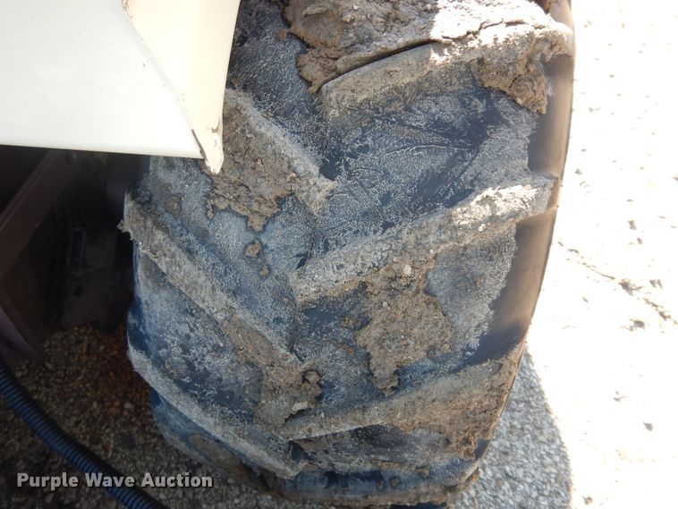 image for item IE9977 Grasshopper 932  ZTR lawn mower