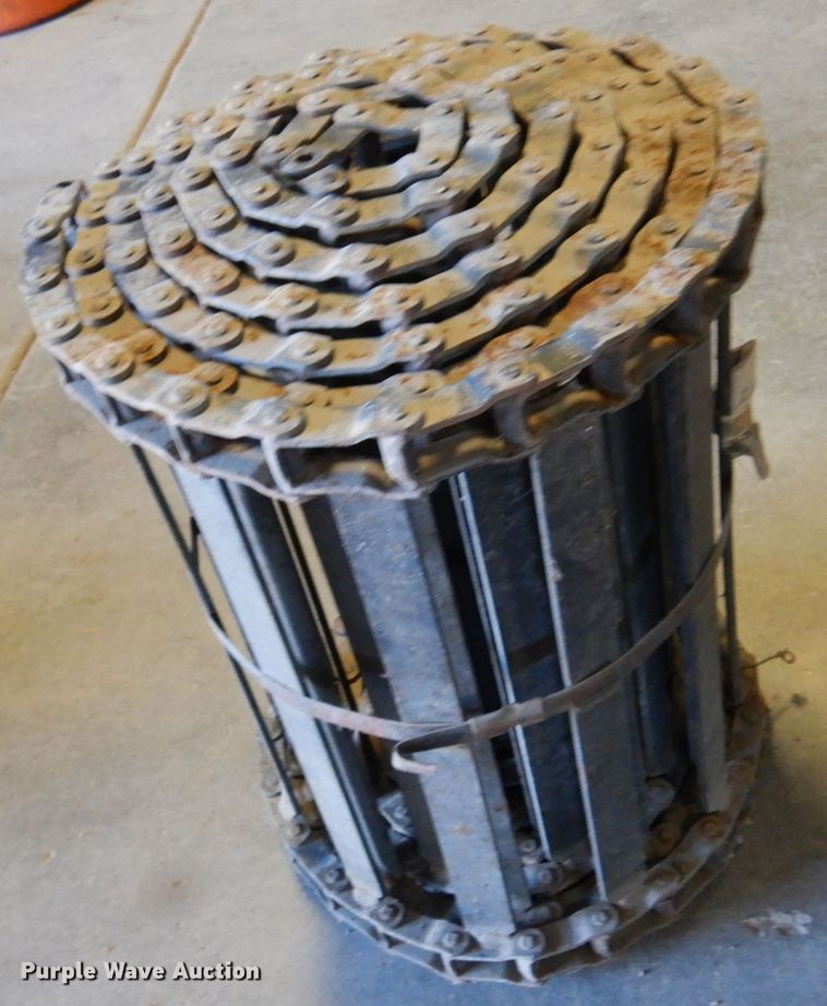 image for item JJ9709 Conveyor slat chain