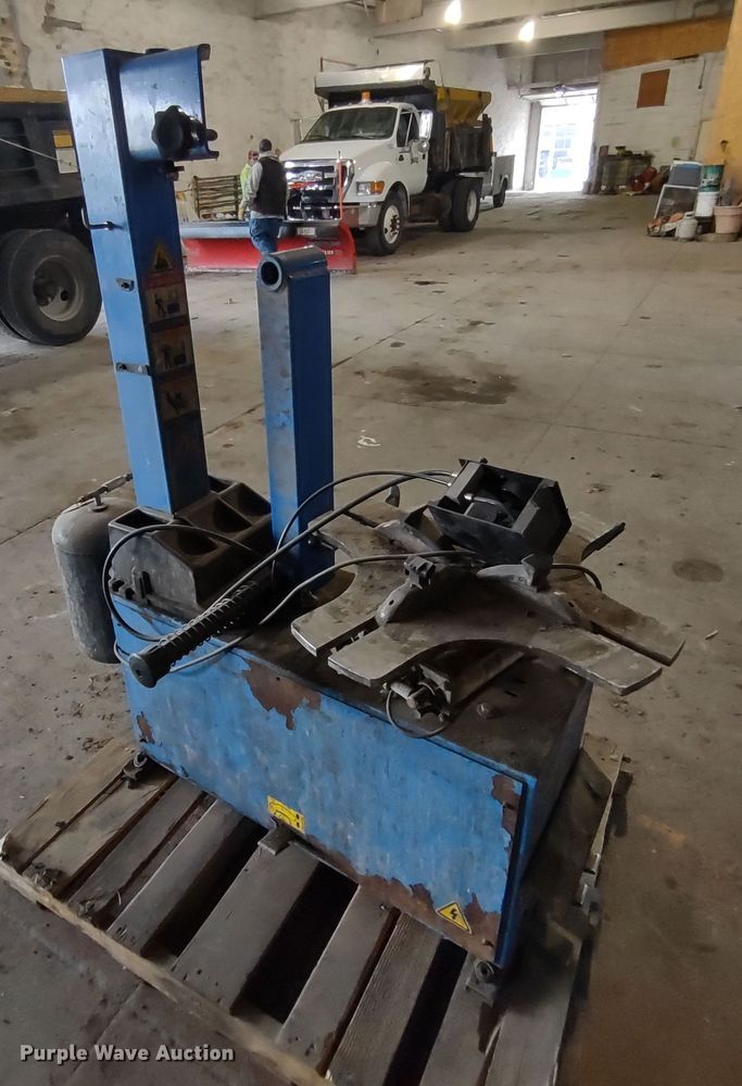 image for item JK9127 Talyn Plus1  tire machine