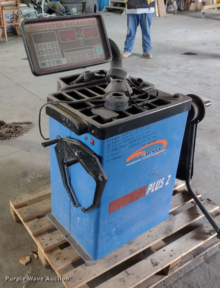 image for item JK9128 Talyn Plus2  wheel balancer