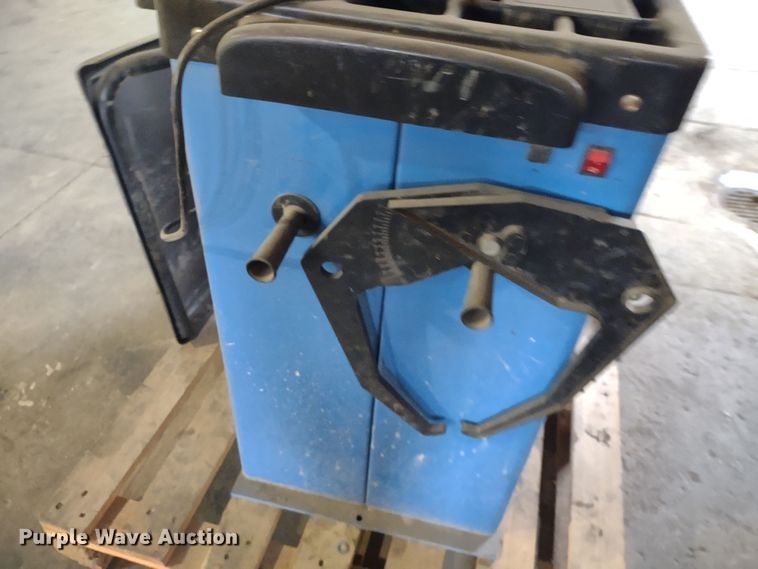 image for item JK9128 Talyn Plus2  wheel balancer