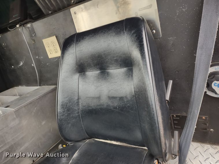 image for item JK9129 1988 Emergency One Protector  pumper fire truck