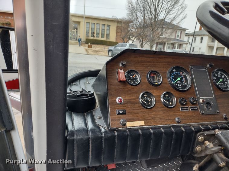 image for item JK9129 1988 Emergency One Protector  pumper fire truck