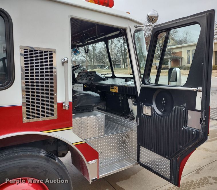 image for item JK9129 1988 Emergency One Protector  pumper fire truck