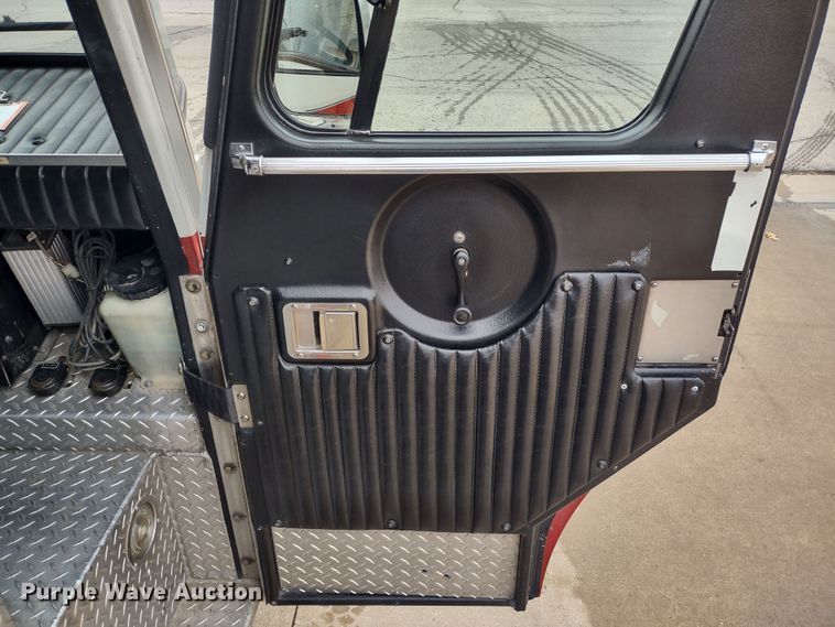 image for item JK9129 1988 Emergency One Protector  pumper fire truck