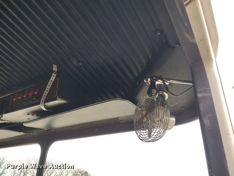 image for item JK9129 1988 Emergency One Protector  pumper fire truck