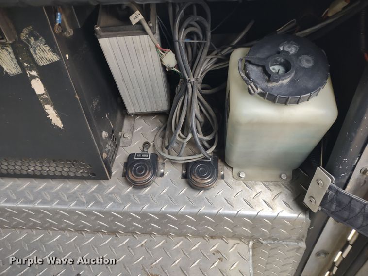 image for item JK9129 1988 Emergency One Protector  pumper fire truck