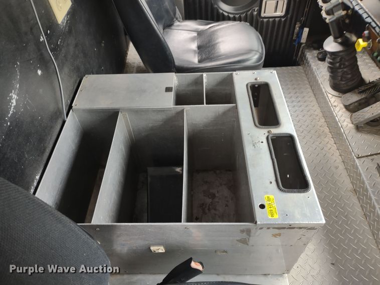 image for item JK9129 1988 Emergency One Protector  pumper fire truck