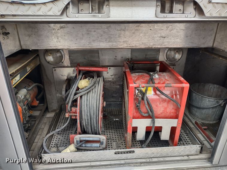 image for item JK9129 1988 Emergency One Protector  pumper fire truck