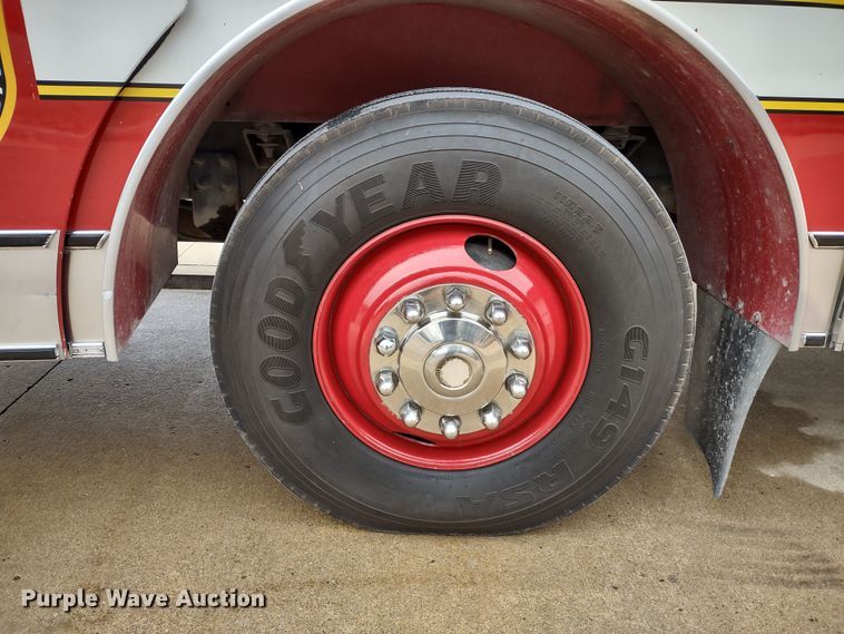 image for item JK9129 1988 Emergency One Protector  pumper fire truck