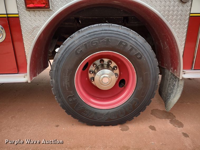 image for item JK9129 1988 Emergency One Protector  pumper fire truck