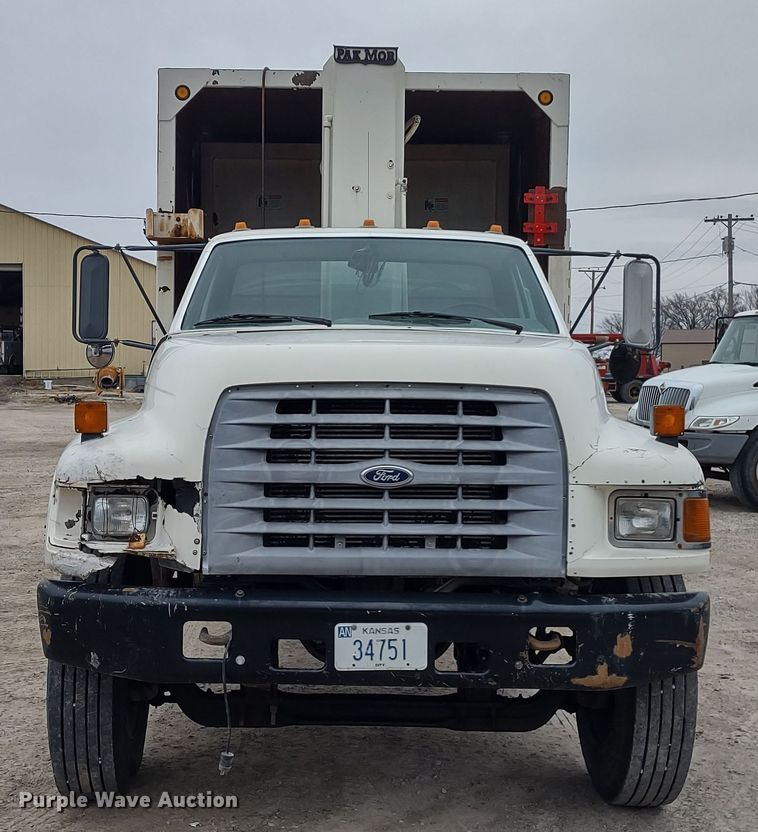 image for item JK9131 1998 Ford F800  refuse truck