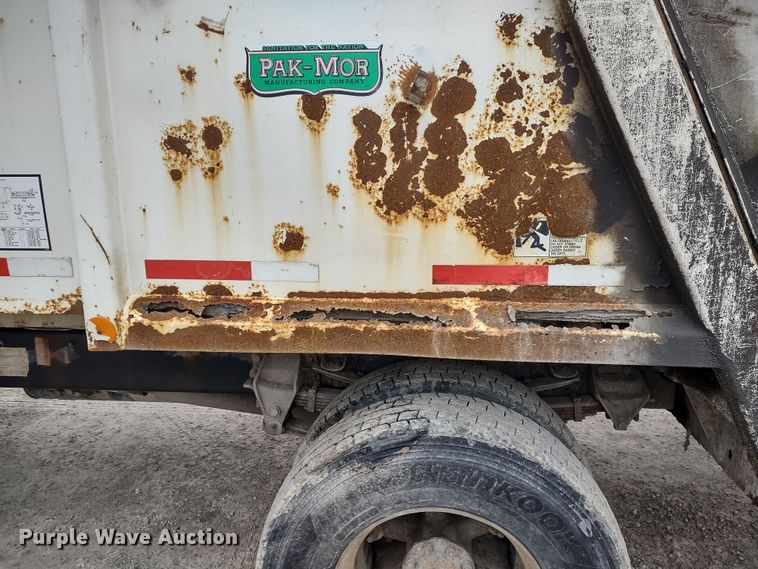 image for item JK9131 1998 Ford F800  refuse truck