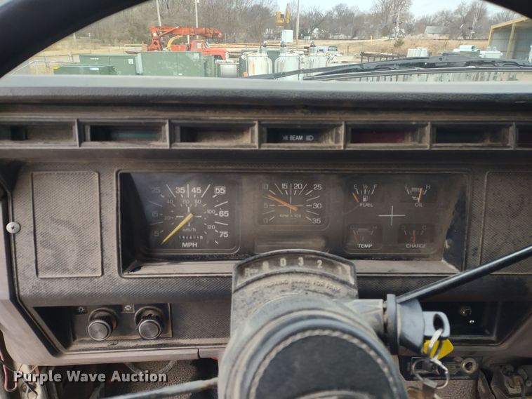 image for item JK9131 1998 Ford F800  refuse truck