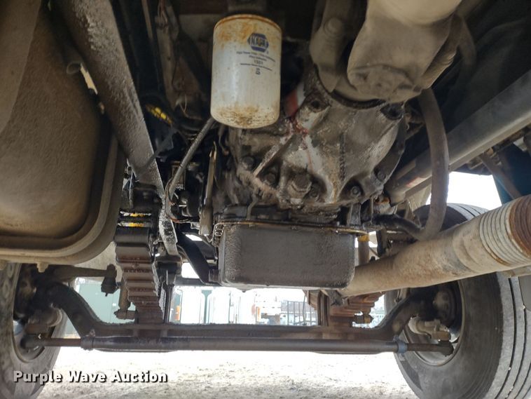 image for item JK9131 1998 Ford F800  refuse truck