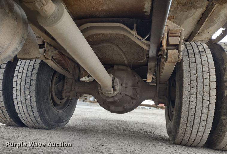 image for item JK9131 1998 Ford F800  refuse truck