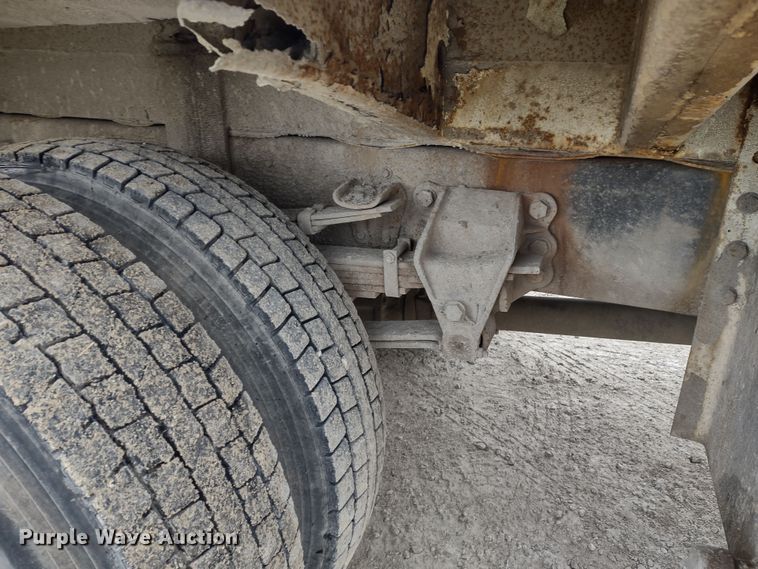 image for item JK9131 1998 Ford F800  refuse truck