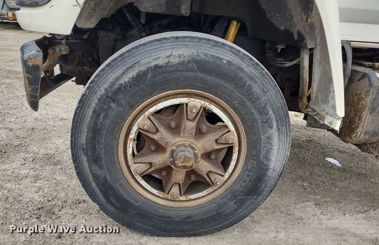 image for item JK9131 1998 Ford F800  refuse truck