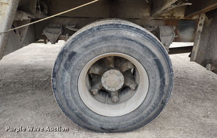 image for item JK9131 1998 Ford F800  refuse truck