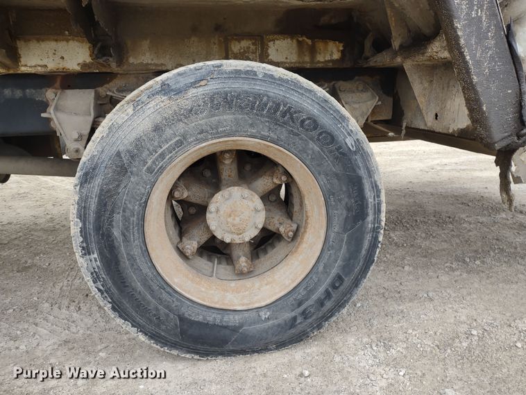 image for item JK9131 1998 Ford F800  refuse truck