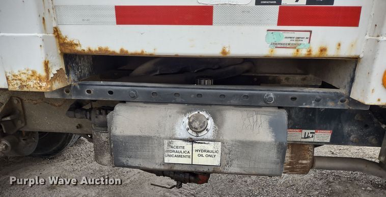 image for item JK9132 2006 International 4200  refuse truck