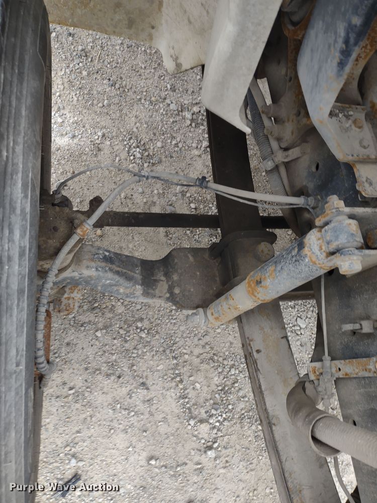 image for item JK9132 2006 International 4200  refuse truck