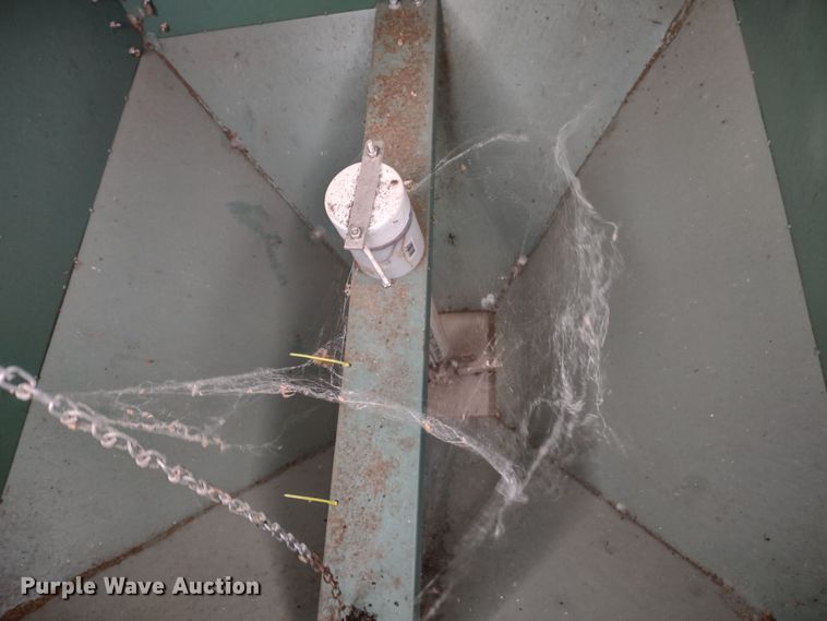 image for item JK9134 (3) fish feeders