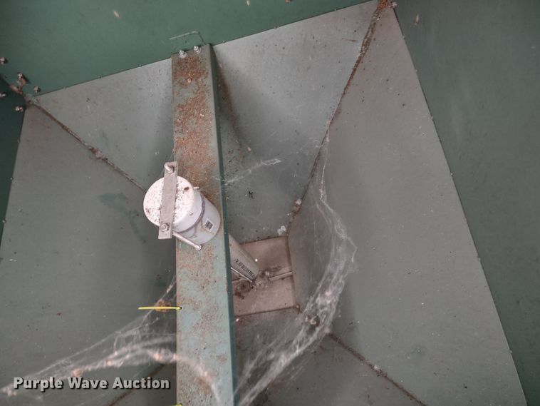 image for item JK9134 (3) fish feeders