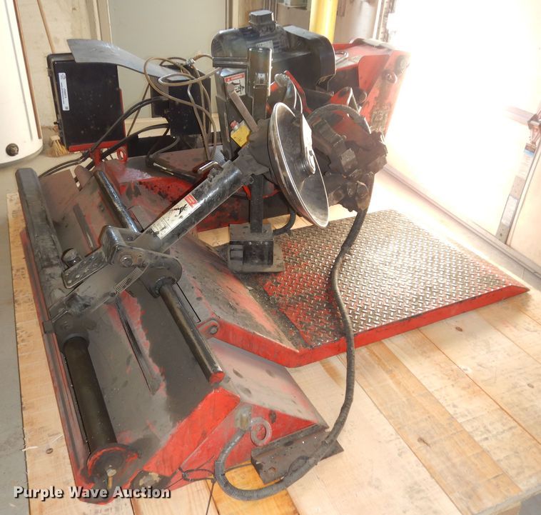 image for item JQ9974 Coats 9500  tire machine