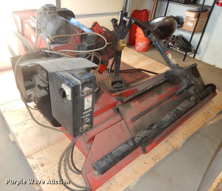 image for item JQ9974 Coats 9500  tire machine