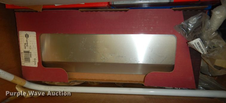 image for item JQ9975 Automotive accessories