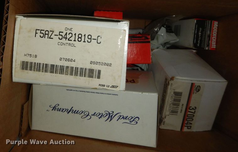 image for item JQ9975 Automotive accessories