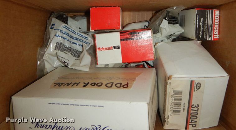 image for item JQ9975 Automotive accessories