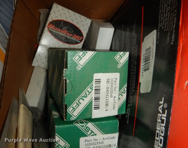 image for item JQ9975 Automotive accessories