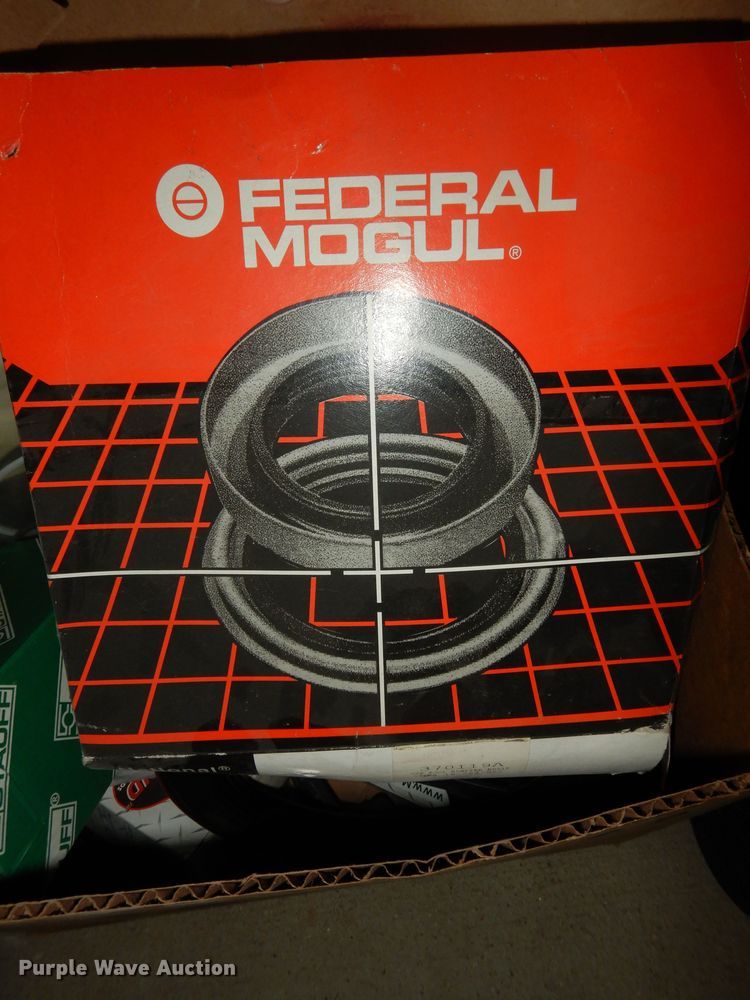 image for item JQ9975 Automotive accessories