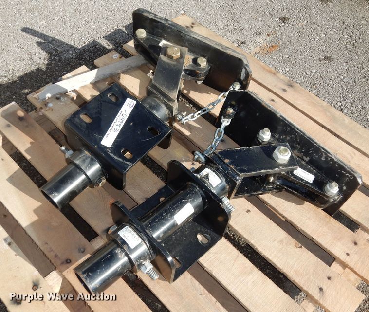 image for item JQ9982 (10) snow plow shoes