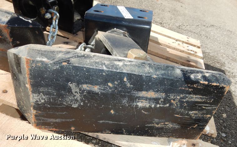 image for item JQ9982 (10) snow plow shoes