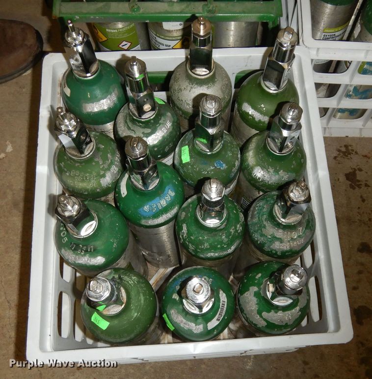 image for item JQ9987 Oxygen bottles