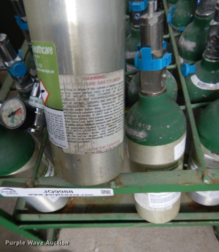 image for item JQ9988 Oxygen bottles