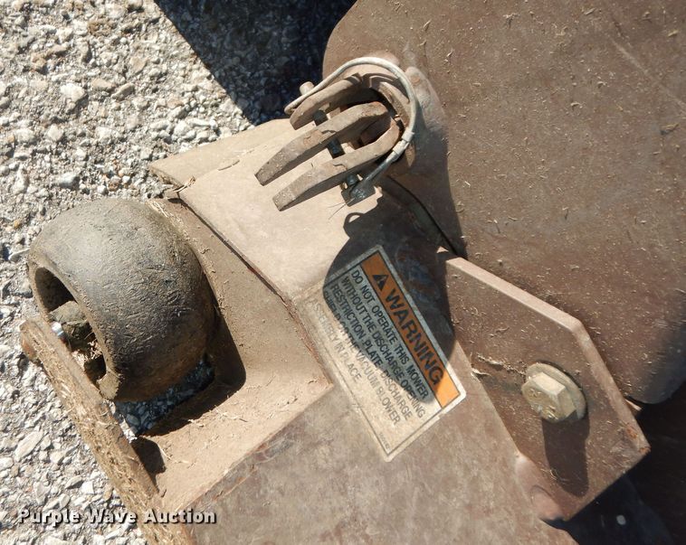 image for item JR9044 Grasshopper 932  ZTR lawn mower