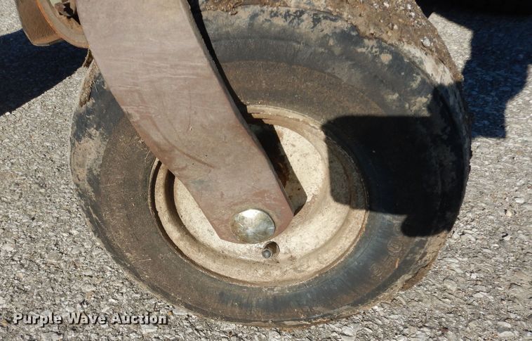 image for item JR9044 Grasshopper 932  ZTR lawn mower