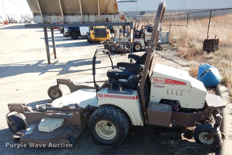 image for item JR9045 Grasshopper 932  ZTR lawn mower