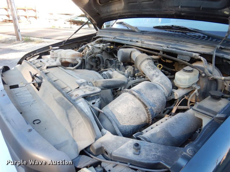 image for item KF9498 2004 Ford F250 Super Duty XL  SuperCab pickup truck