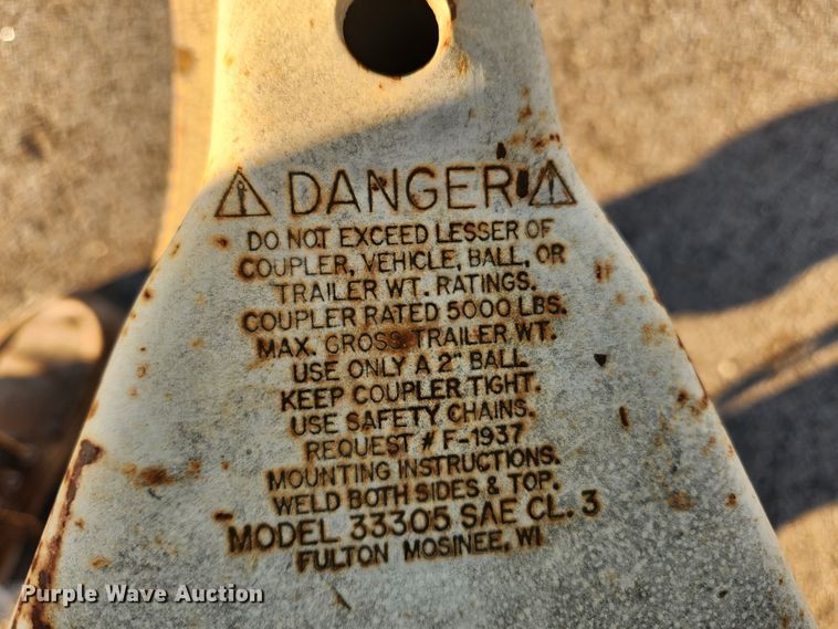 image for item KT9487 2002 Wells Cargo  enclosed cargo trailer