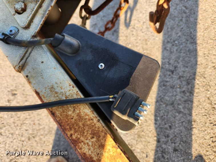 image for item KT9487 2002 Wells Cargo  enclosed cargo trailer