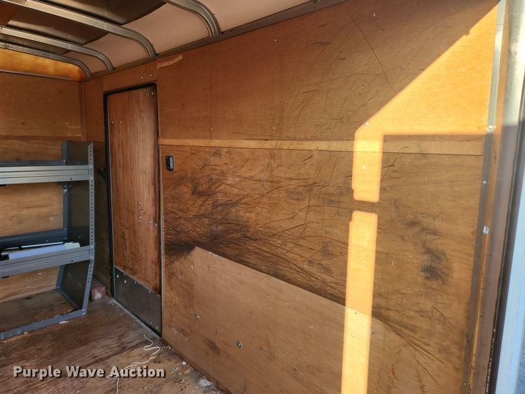 image for item KT9487 2002 Wells Cargo  enclosed cargo trailer